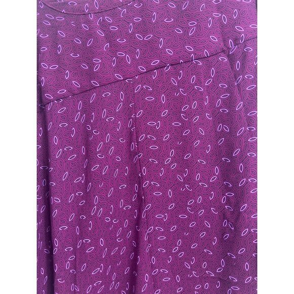 Dana Buchman V Neck Maroon Fun Geometric Print Blouse Sz XL Tunic Length - Picture 6 of 7